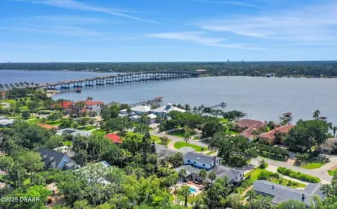 115 John Anderson Dr, Ormond Beach, FL 32176 photo 3