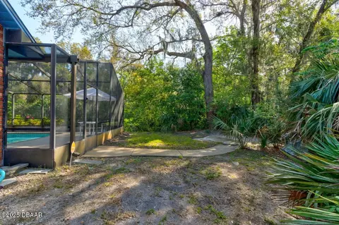 Exterior - 26 Silver Fox Trl, Ormond Beach, FL 32174 photo 8 of 9