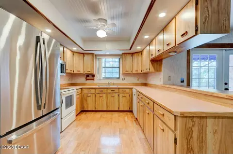 Kitchen - 26 Silver Fox Trl, Ormond Beach, FL 32174 photo 1 of 2