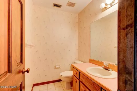 Bath - 26 Silver Fox Trl, Ormond Beach, FL 32174 photo 1 of 6