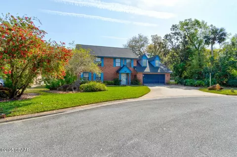 Exterior - 26 Silver Fox Trl, Ormond Beach, FL 32174 photo 2 of 9