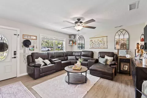 2128 Lime Tree Dr, Edgewater, FL 32141 photo 5