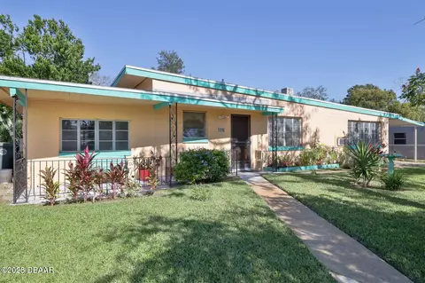 1316 Phillips St, Daytona Beach, FL 32114