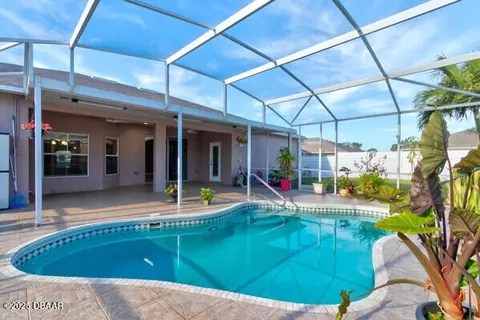Exterior - 117 Mariners Gate Ct, Edgewater, FL 32141 photo 5 of 6