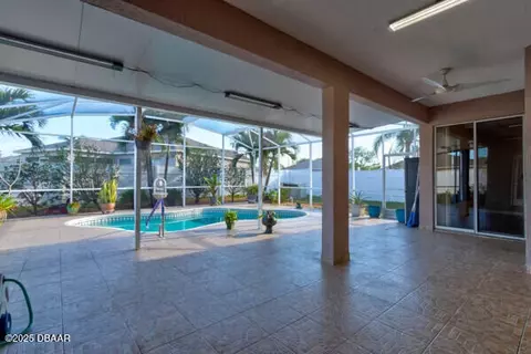 Exterior - 117 Mariners Gate Ct, Edgewater, FL 32141 photo 3 of 6