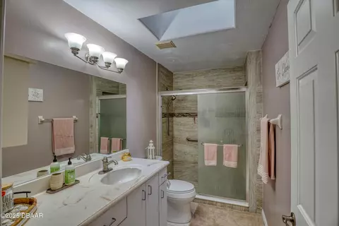 Bath - 32 Stoney Ridge Ln, Ormond Beach, FL 32174 photo 3 of 3