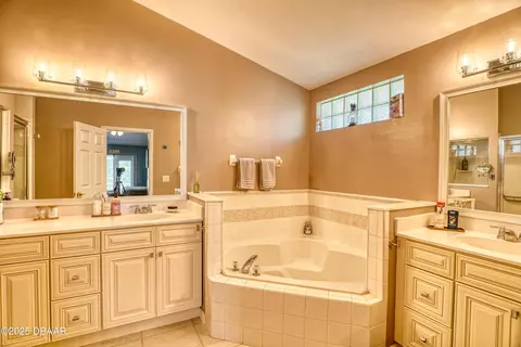 Bath - 32 Stoney Ridge Ln, Ormond Beach, FL 32174 photo 1 of 3