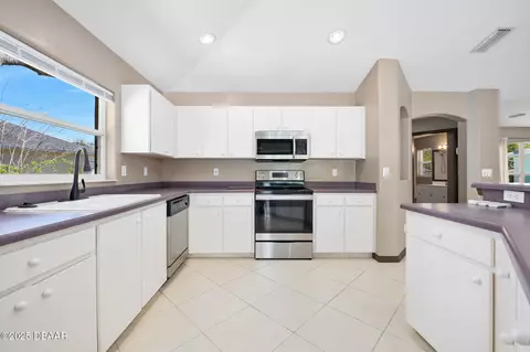 16 Sherrington Dr, Ormond Beach, FL 32174 photo 4
