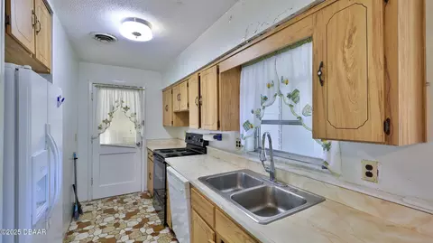 475 West St, Ormond Beach, FL 32174 photo 7