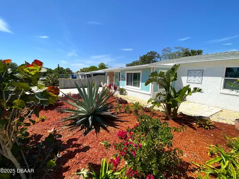 Exterior - 161 Roberta Rd, Ormond Beach, FL 32176 photo 3 of 16