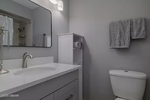 Bath - 130 Limewood Pl #4, Ormond Beach, FL 32174 photo 4 of 4