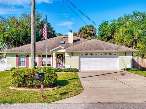 2534 Auburn Ave, New Smyrna Beach, FL 32168