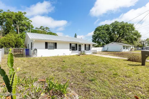 Exterior - 405 Adele St, Edgewater, FL 32132 photo 4 of 10