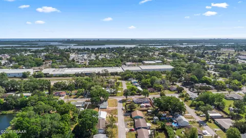 View/Area - 405 Adele St, Edgewater, FL 32132 photo 5 of 6