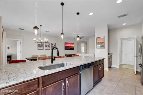 Kitchen - 5433 Estero Loop, Port Orange, FL 32128 photo 3 of 4