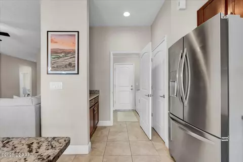 Entry Way - 5433 Estero Loop, Port Orange, FL 32128 photo 3 of 4