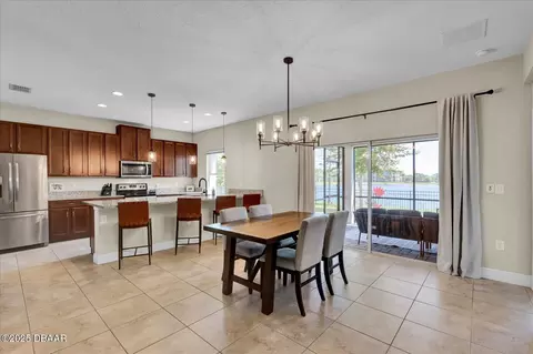 Dining - 5433 Estero Loop, Port Orange, FL 32128 photo 1 of 3