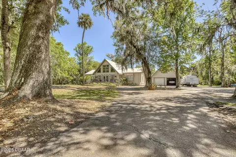 Exterior - 2928 Oak Trl, Edgewater, FL 32141 photo 13 of 13