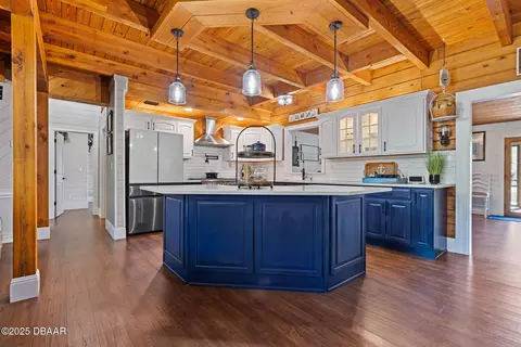 Kitchen - 2928 Oak Trl, Edgewater, FL 32141 photo 1 of 3
