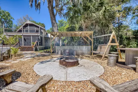 Exterior - 2928 Oak Trl, Edgewater, FL 32141 photo 12 of 13