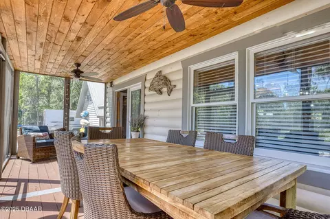 Exterior - 2928 Oak Trl, Edgewater, FL 32141 photo 5 of 13