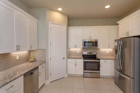16 Newhaven Ln, Ormond Beach, FL 32174 photo 11