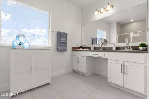Bath - 256 Jackson Loop, Deland, FL 32724 photo 1 of 2