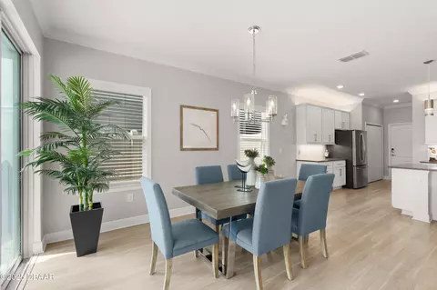 Dining - 256 Jackson Loop, Deland, FL 32724 photo 1 of 3