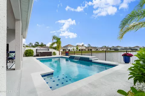Exterior - 256 Jackson Loop, Deland, FL 32724 photo 7 of 9