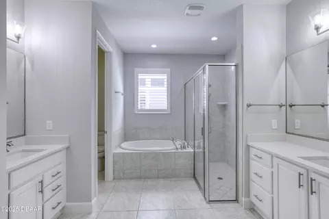 Bath - 361 Nottinghill St, Ormond Beach, FL 32174 photo 3 of 4