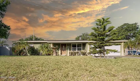 2836 Oak Lea Dr, South Daytona, FL 32119