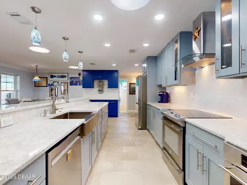 Kitchen - 23 Sunny Beach Dr, Ormond Beach, FL 32176 photo 10 of 11
