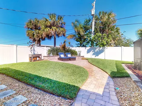 Exterior - 23 Sunny Beach Dr, Ormond Beach, FL 32176 photo 7 of 7