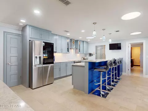 Kitchen - 23 Sunny Beach Dr, Ormond Beach, FL 32176 photo 4 of 11