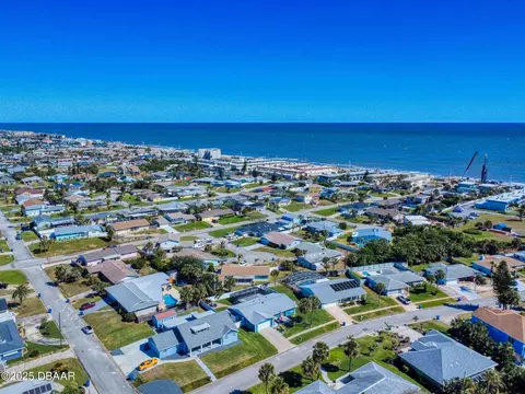 View/Area - 23 Sunny Beach Dr, Ormond Beach, FL 32176 photo 9 of 10