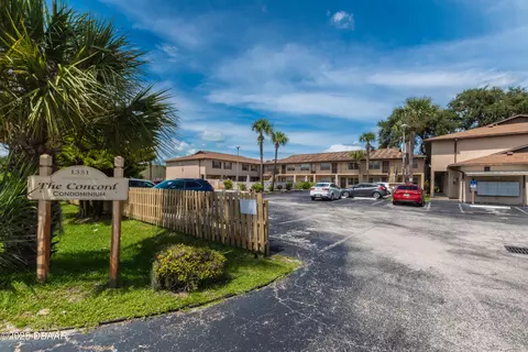 1351 S Ridgewood Ave #1, Daytona Beach, FL 32114