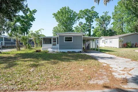 1056 Green Acres Cir S, South Daytona, FL 32119