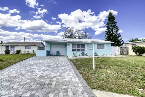 Exterior - 39 Seaview Dr, Ormond Beach, FL 32176 photo 3 of 12