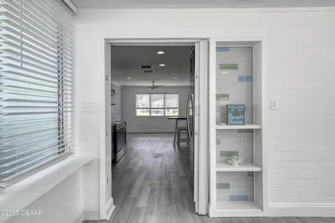 Entry Way - 39 Seaview Dr, Ormond Beach, FL 32176 photo 1 of 2