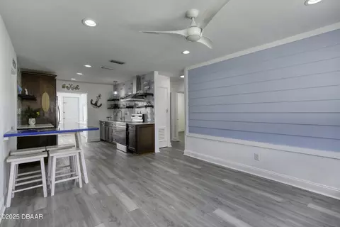 Living - 39 Seaview Dr, Ormond Beach, FL 32176 photo 3 of 3