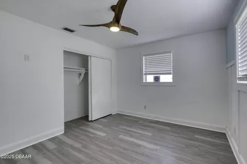 Bedroom - 39 Seaview Dr, Ormond Beach, FL 32176 photo 5 of 7