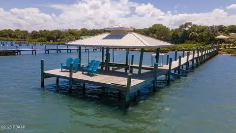 View/Area - 427 N Riverside Dr, Edgewater, FL 32132 photo 2 of 2