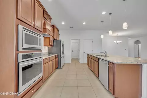 Kitchen - 225 River Vale Ln, Ormond Beach, FL 32174 photo 5 of 5