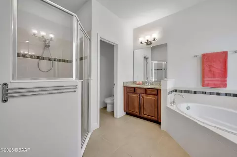 Bath - 225 River Vale Ln, Ormond Beach, FL 32174 photo 2 of 4