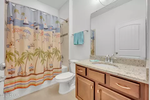 Bath - 225 River Vale Ln, Ormond Beach, FL 32174 photo 4 of 4