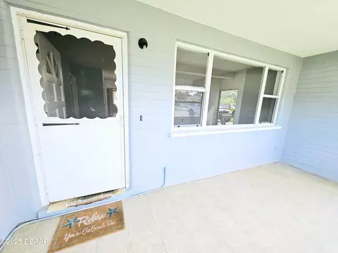 Exterior - 52 Oakview Cir, Ormond Beach, FL 32176 photo 2 of 4