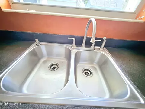 Kitchen - 52 Oakview Cir, Ormond Beach, FL 32176 photo 5 of 5