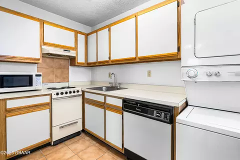 195 Cardinal Dr #A, Ormond Beach, FL 32176 photo 7
