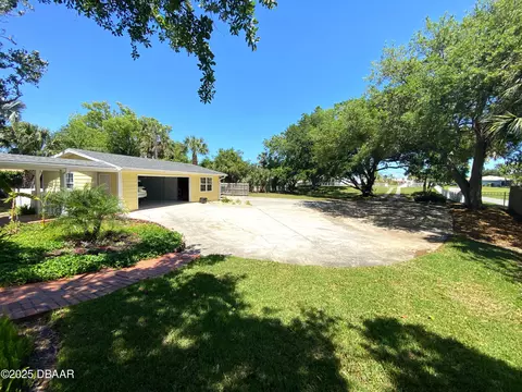 Exterior - 406 N Halifax Dr, Ormond Beach, FL 32176 photo 20 of 24