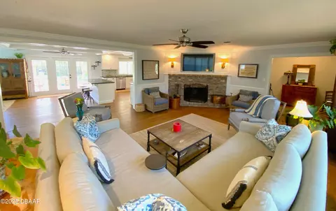 Living - 406 N Halifax Dr, Ormond Beach, FL 32176 photo 5 of 6